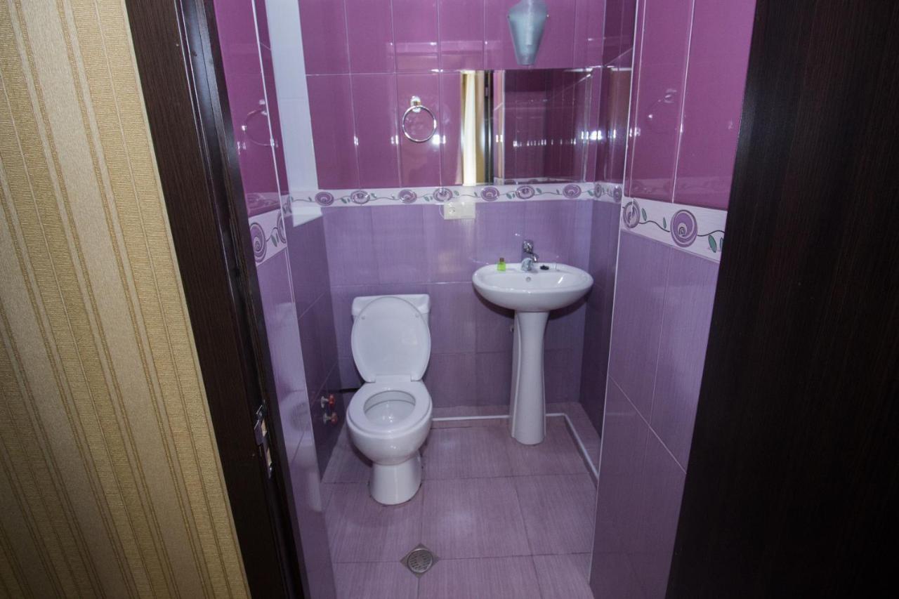 Tbili House Hotell Tbilisi Exteriör bild