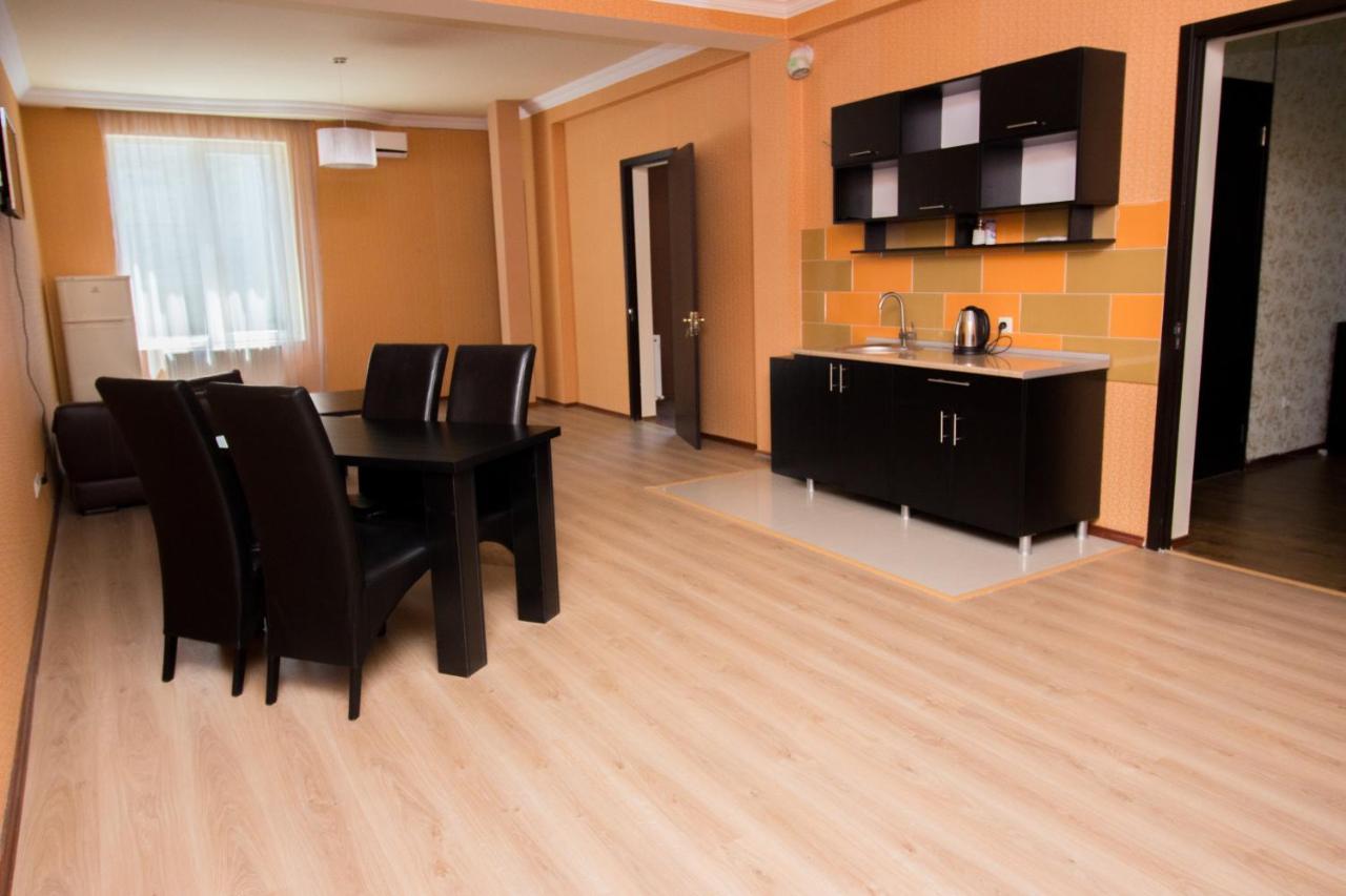 Tbili House Hotell Tbilisi Exteriör bild