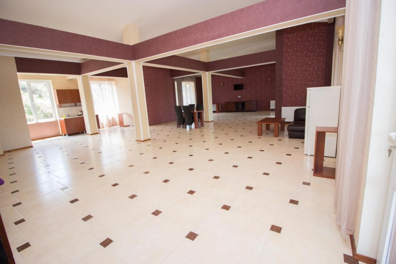 Tbili House Hotell Tbilisi Exteriör bild